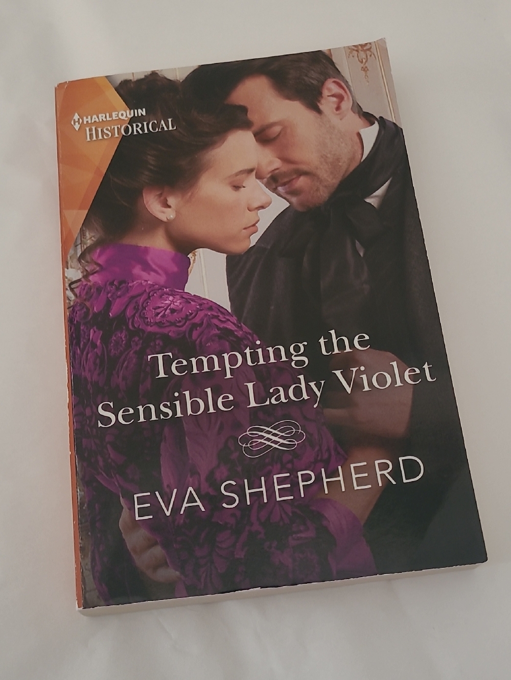 3/$5❤️Tempting the Sensible Lady Violet by Eva Shepherd - Purple Cover